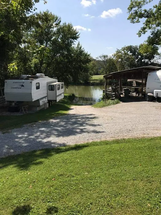 Tara Villa Campground & Marina Picture 3