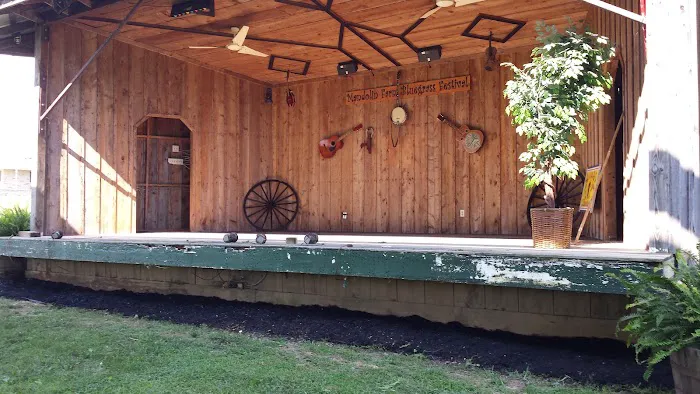 Mandolin Farm Campground Picture 5