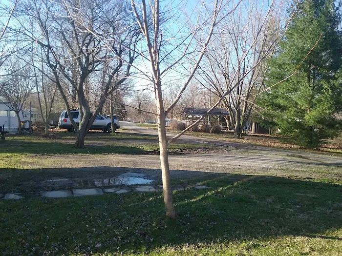 Maple Grove Camp Ground Picture 10