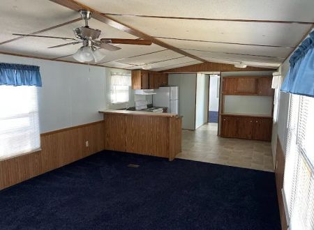 Fox Creek Mobile Home Park