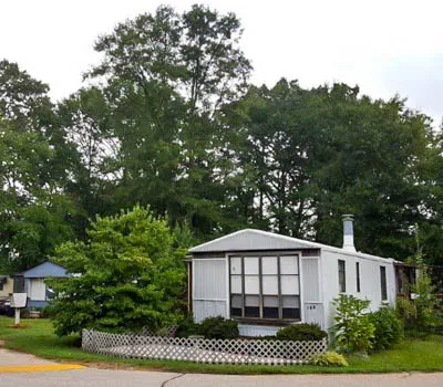 Simpsonville Mobile Home Park Picture 5