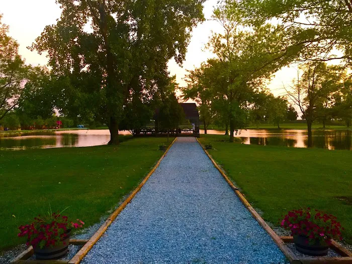 Arrowhead Lakes Resort Picture 8