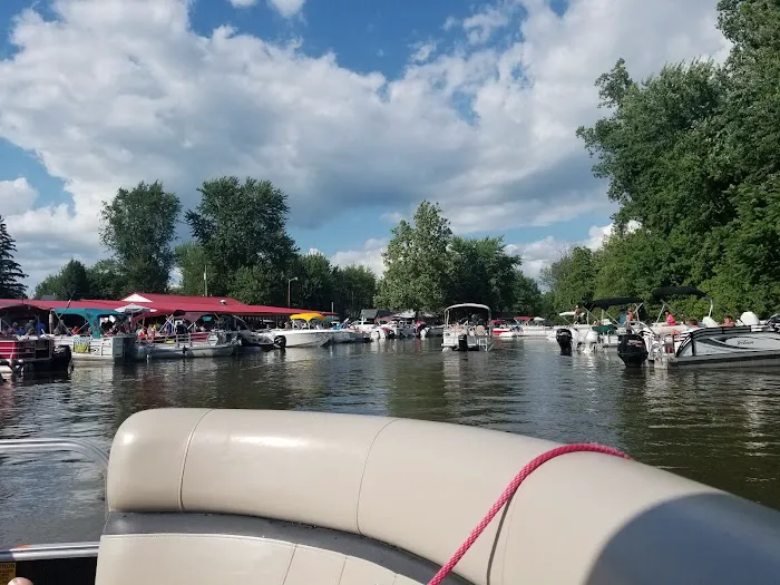 Destination Lake Life Picture 9