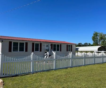 Highland Village Mobile Home Community