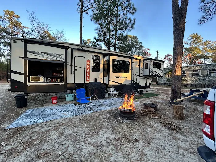 Pine Lake RV Resort Picture 9