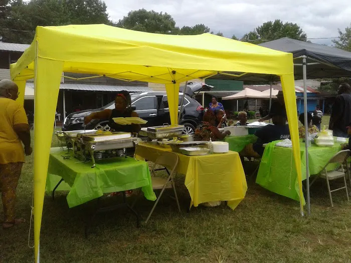Tuckers Grove Campground Picture 4