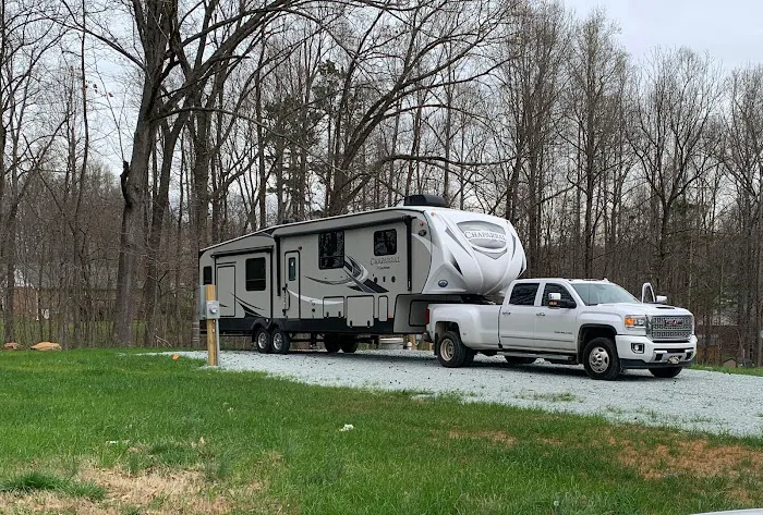 Wishing Well RV Park Picture 6