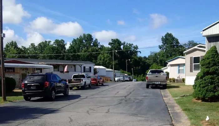 Danville Mobile Home Court Picture 4