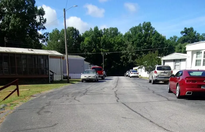 Danville Mobile Home Court Picture 5