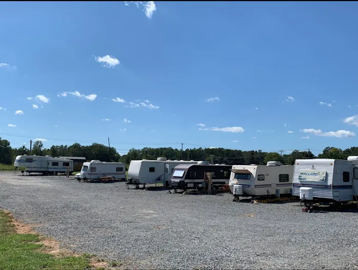 Goldstar RV Resort Picture 5