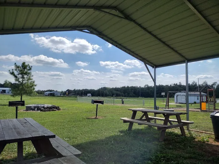 Goldstar RV Resort Picture 6