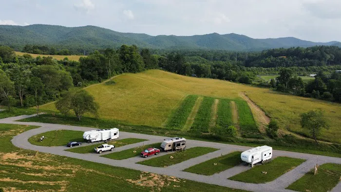 Doe Valley Campground Picture 3