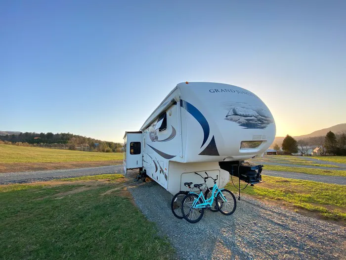 Doe Valley Campground Picture 10