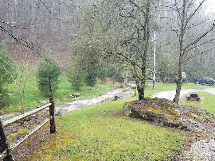 The Little Campground and Cabin Picture 6