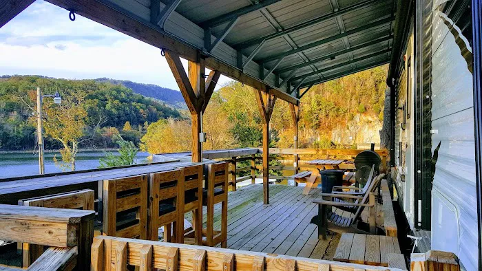 Pioneer Landing Campground Picture 6
