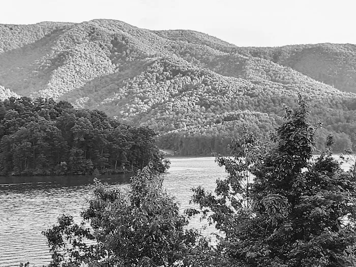 Dry Hollow Village Picture 8