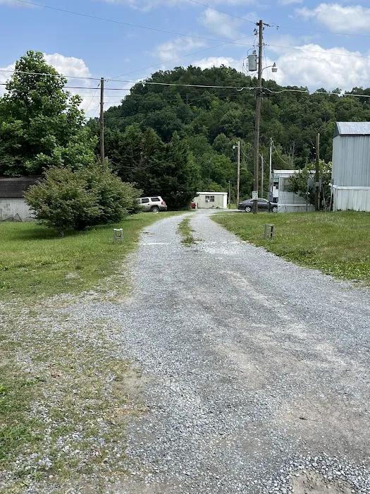 Stagecoach Mobile Home Park Picture 4