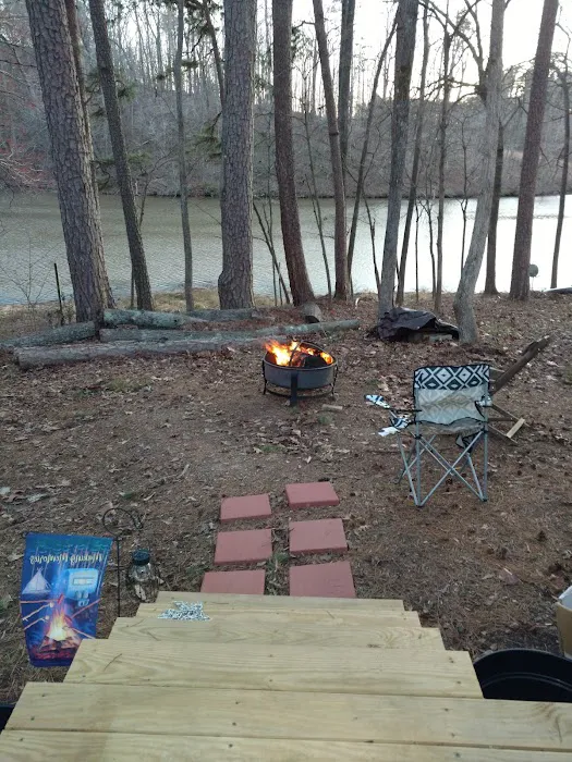 Lake Tillery Residential Campground Picture 4
