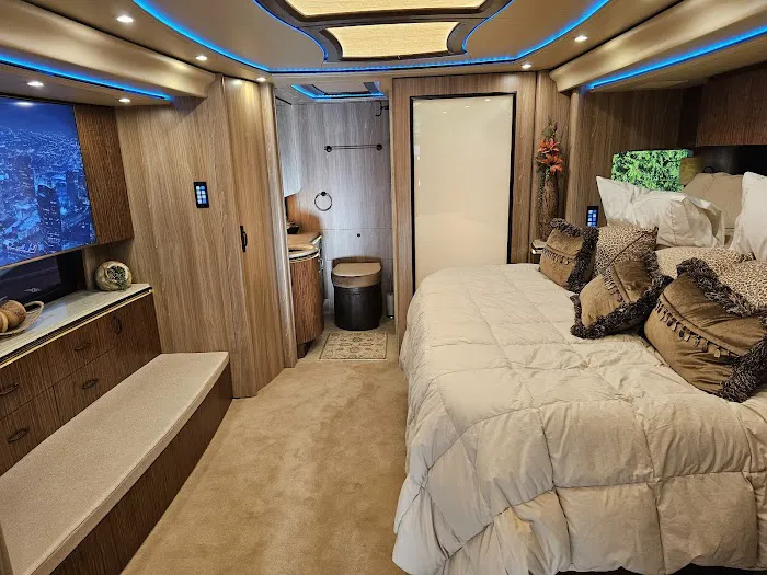Mountain Falls Luxury Motorcoach Resort Picture 5