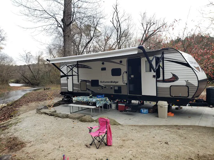 Eastatoee River RV Park Picture 4