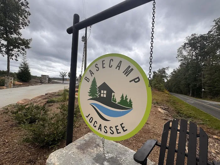 Basecamp RV Park Jocassee Picture 10