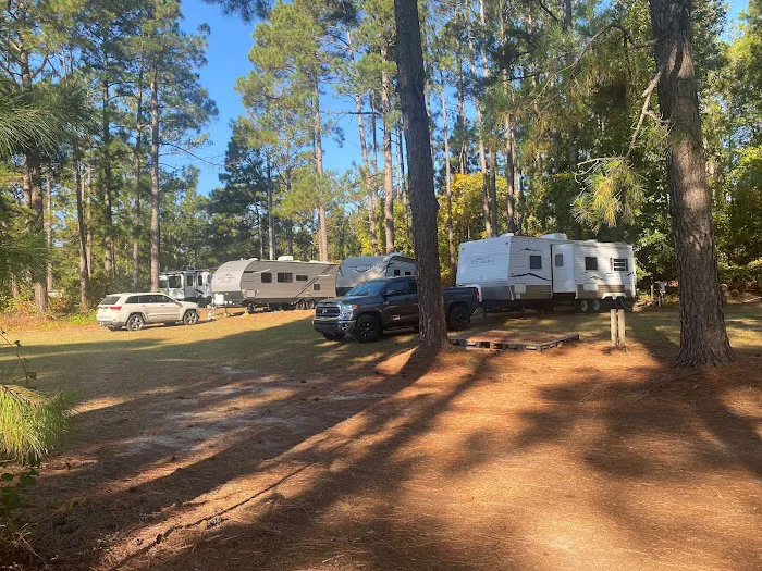 Pinecove RV and Villa Rental Picture 5