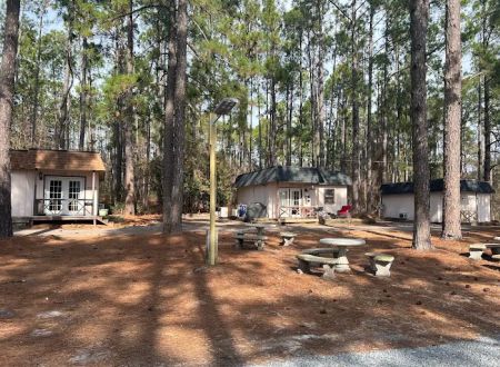 Pinecove RV and Villa Rental