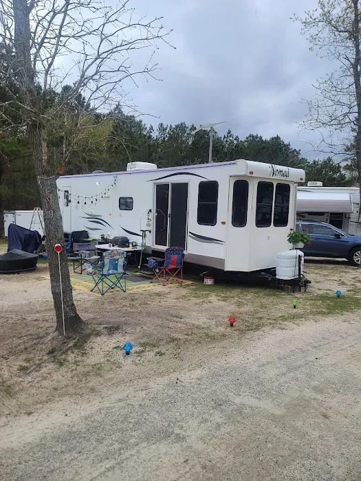 Royals RV Park Picture 4