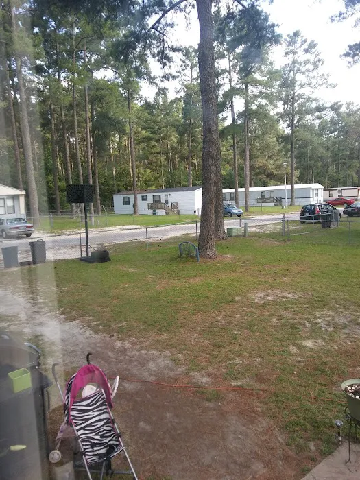Shady Lane Mobile Home Park Picture 6