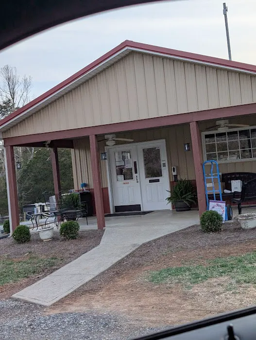 Sweet Water RV Park Picture 8