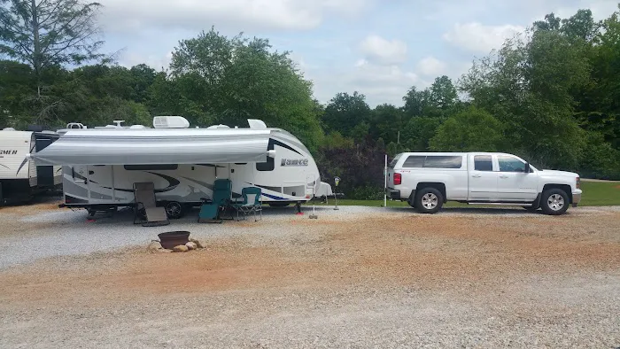 April Valley RV Park Picture 9