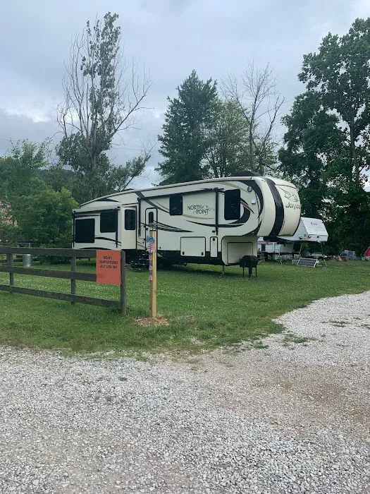 Big K's Campsites Picture 6
