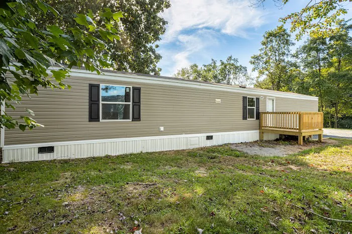 Greenfield Mobile Home Estates Picture 5