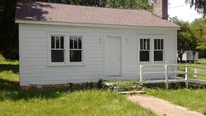 Birchwood Mobile Home Park Picture 8