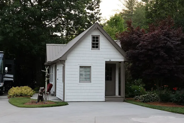 Highlands Hidden Creek RV Resort Picture 6