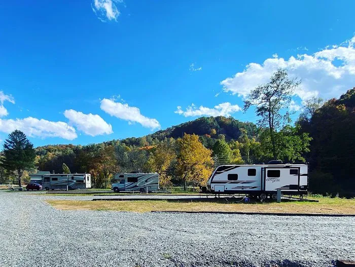 Speckled Trout River Club and RV Park Picture 3