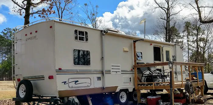 Scenic View R V Park and campground Picture 3