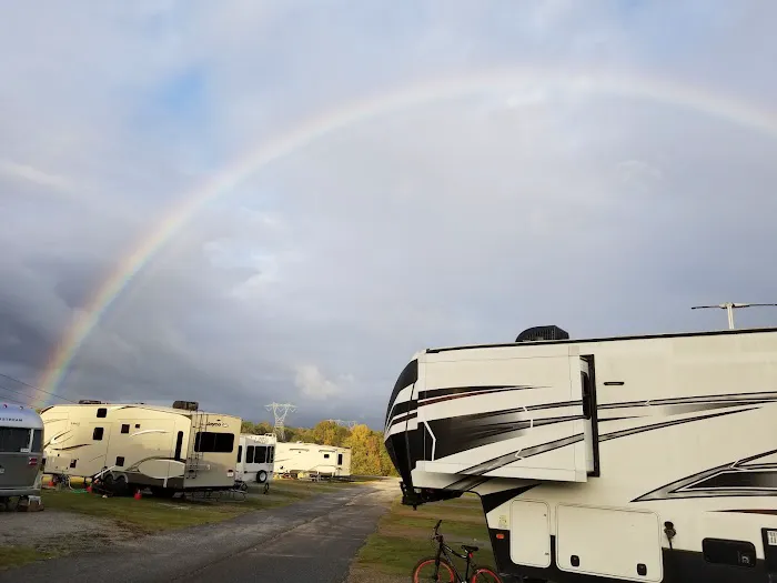 Crooked Creek RV Park Picture 4