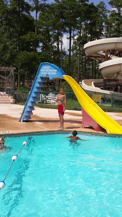 Waldo's Beach Campground Picture 3