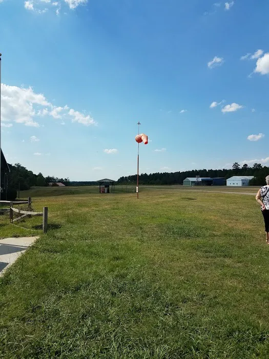 Airport RV Park Picture 6