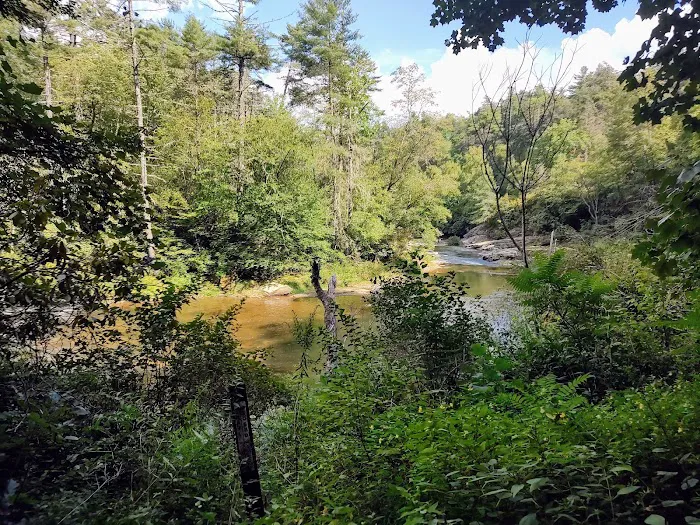 Linville Falls Campground RV Park & Cabins Picture 4