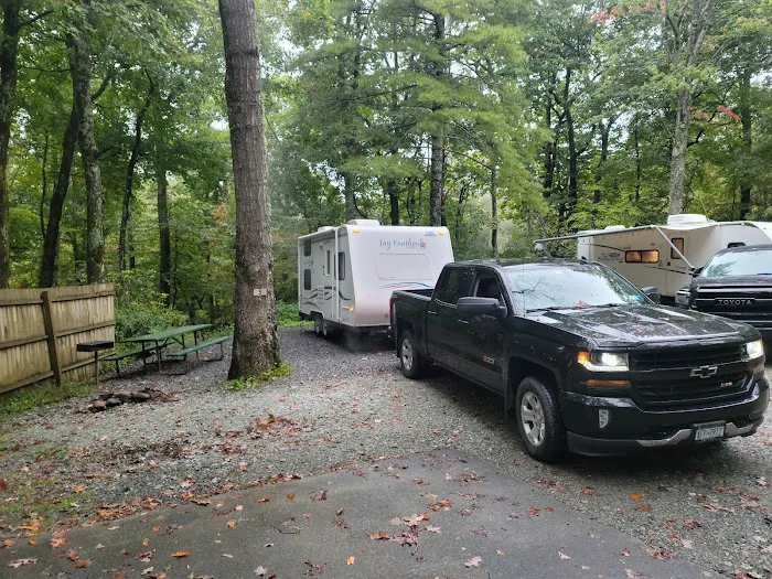 Linville Falls Campground RV Park & Cabins Picture 8
