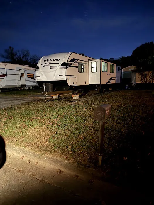 Salem Village Mobile Home Park Picture 1