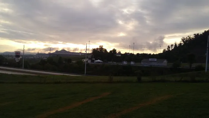 Pole Position Campground Picture 1