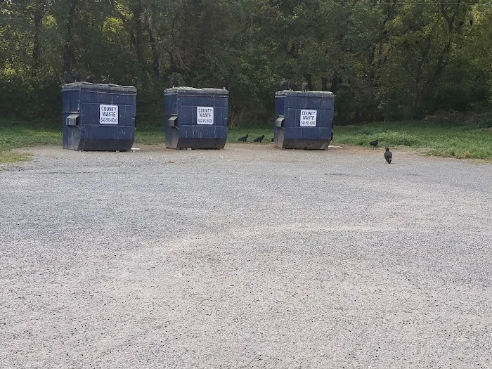 Hollins Mobile Home Park Picture 5
