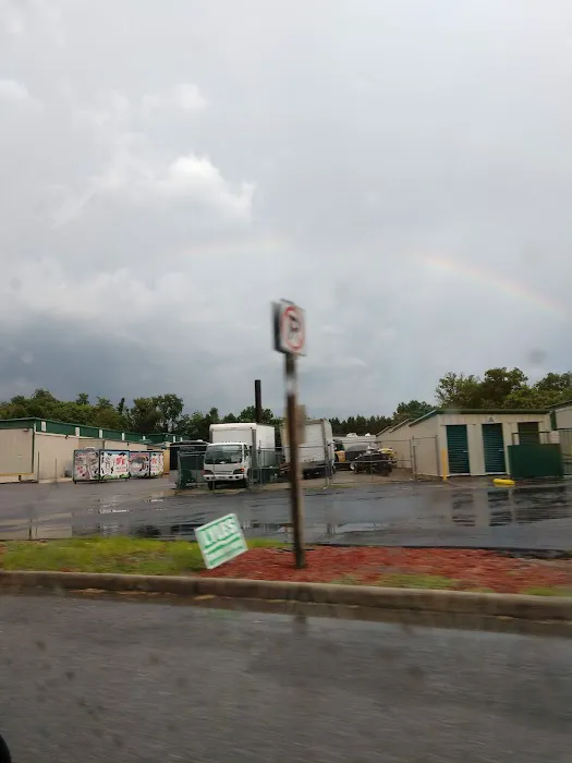 Hollins Mobile Home Park Picture 6