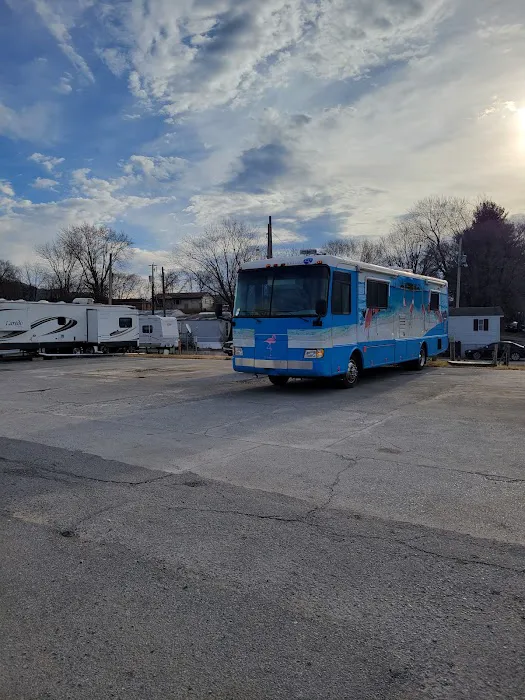 Economy Overnight Park Picture 1