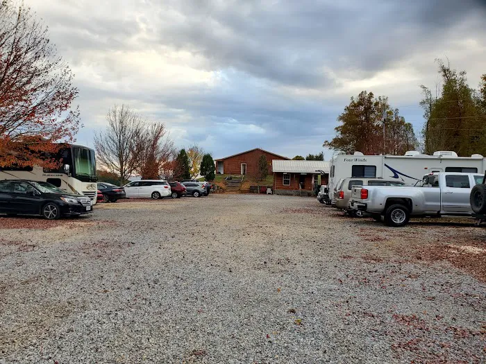 Ridgeview Campground Picture 5