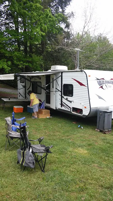 Hilltop Camping Picture 8