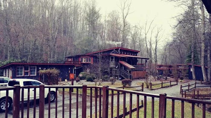 Laurel Falls Lodge & Campground Picture 1